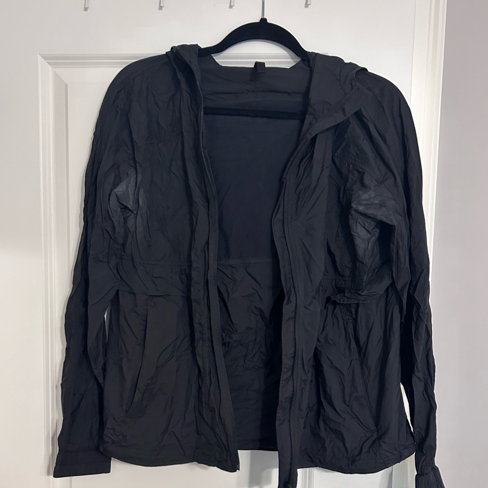 Lululemon Black Wind Breaker Large